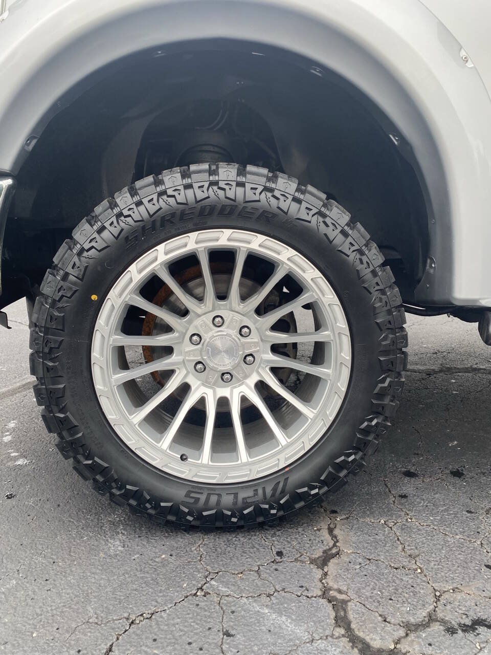 Used 2013 Ford F150 XLT w/ Mid Equipment Group AWD/4WD image 7