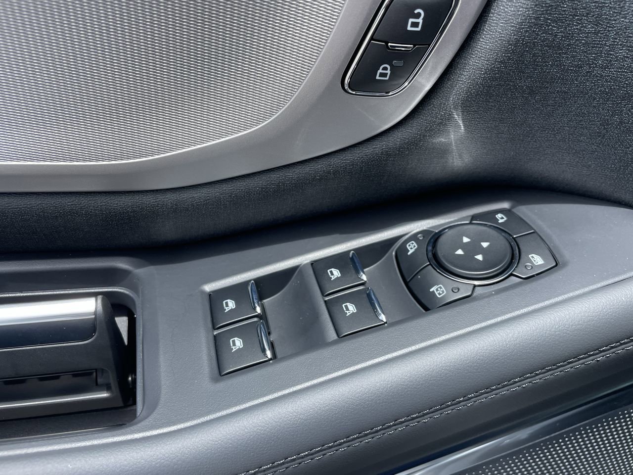 New 2026 Ford Expedition Max Active RWD image 22