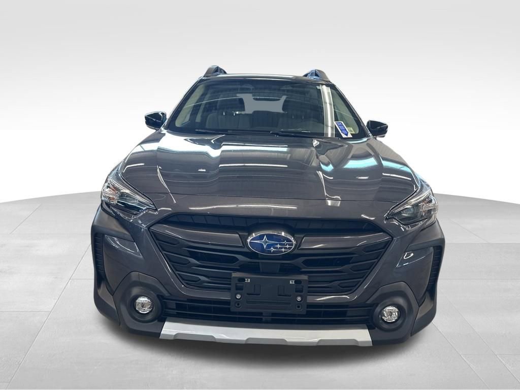 Used 2023 Subaru Outback Limited AWD/4WD image 4