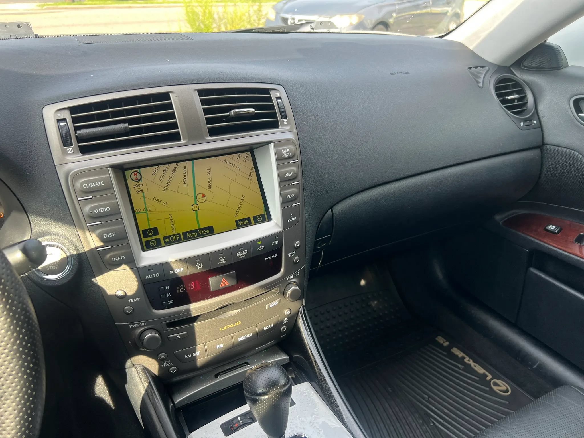 Used 2006 Lexus IS 250 AWD w/ Preferred Accessory Pkg image 17