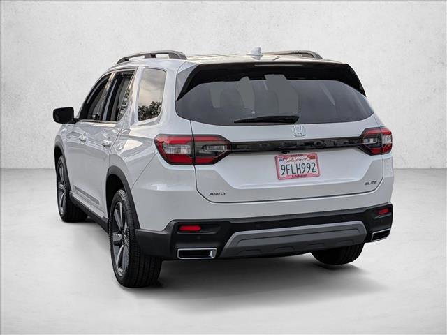 Certified 2023 Honda Pilot Elite image 8