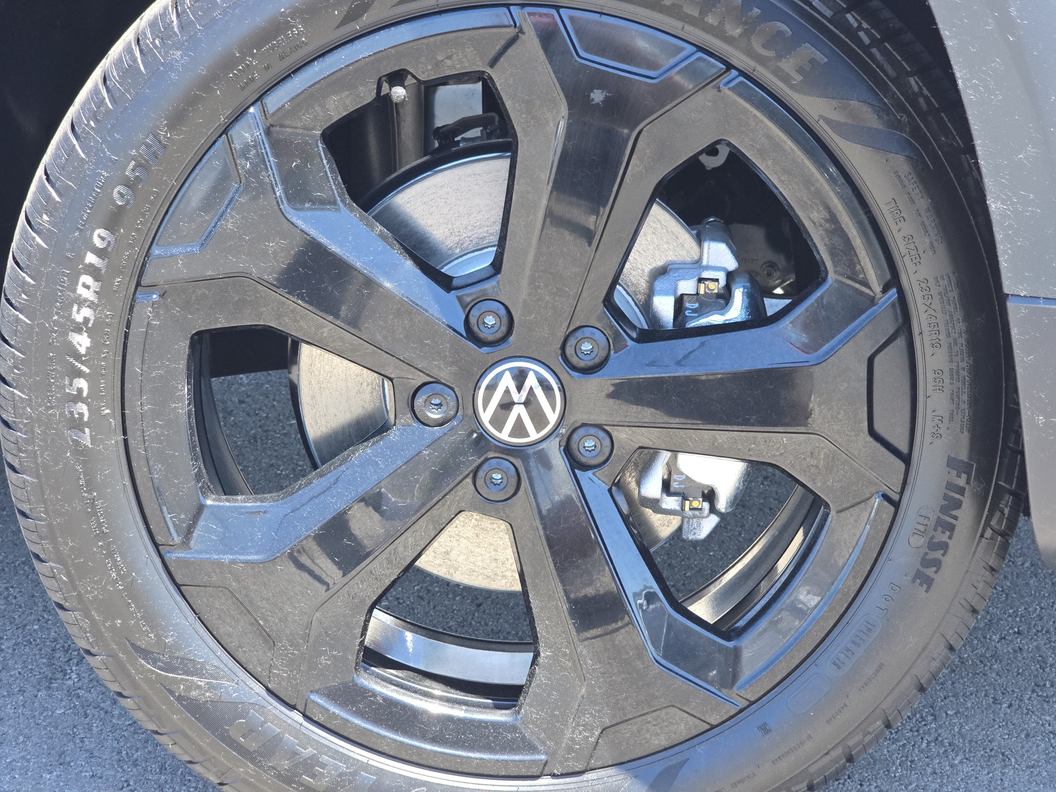 New 2026 Volkswagen Taos SE AWD/4WD image 15