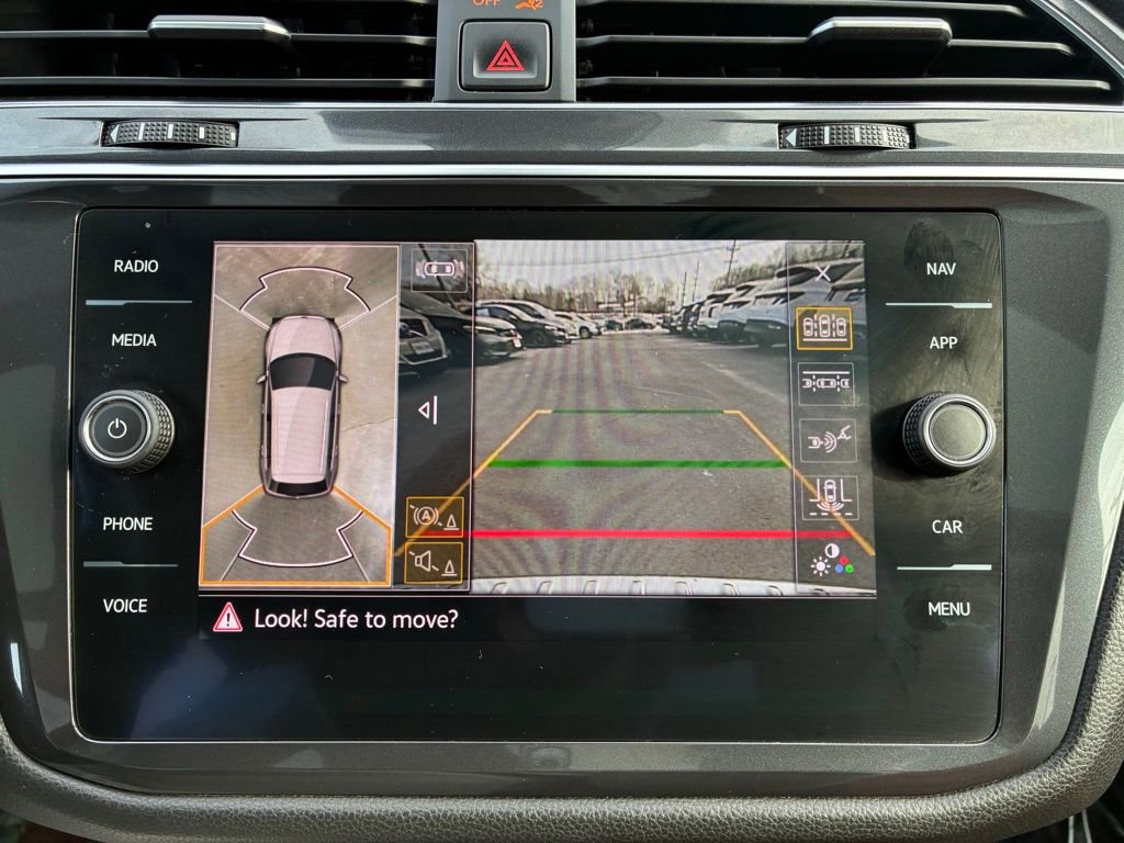 Used 2021 Volkswagen Tiguan SEL Premium R-Line image 38