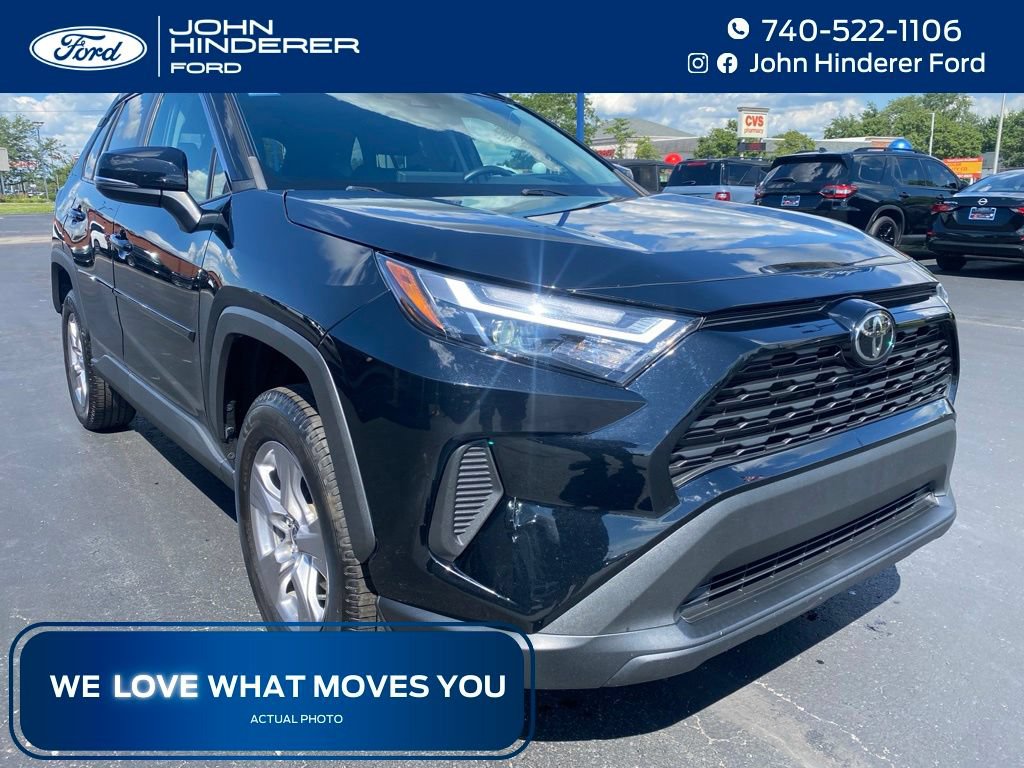 Used 2022 Toyota RAV4 XLE w/ Convenience Package AWD/4WD image 1