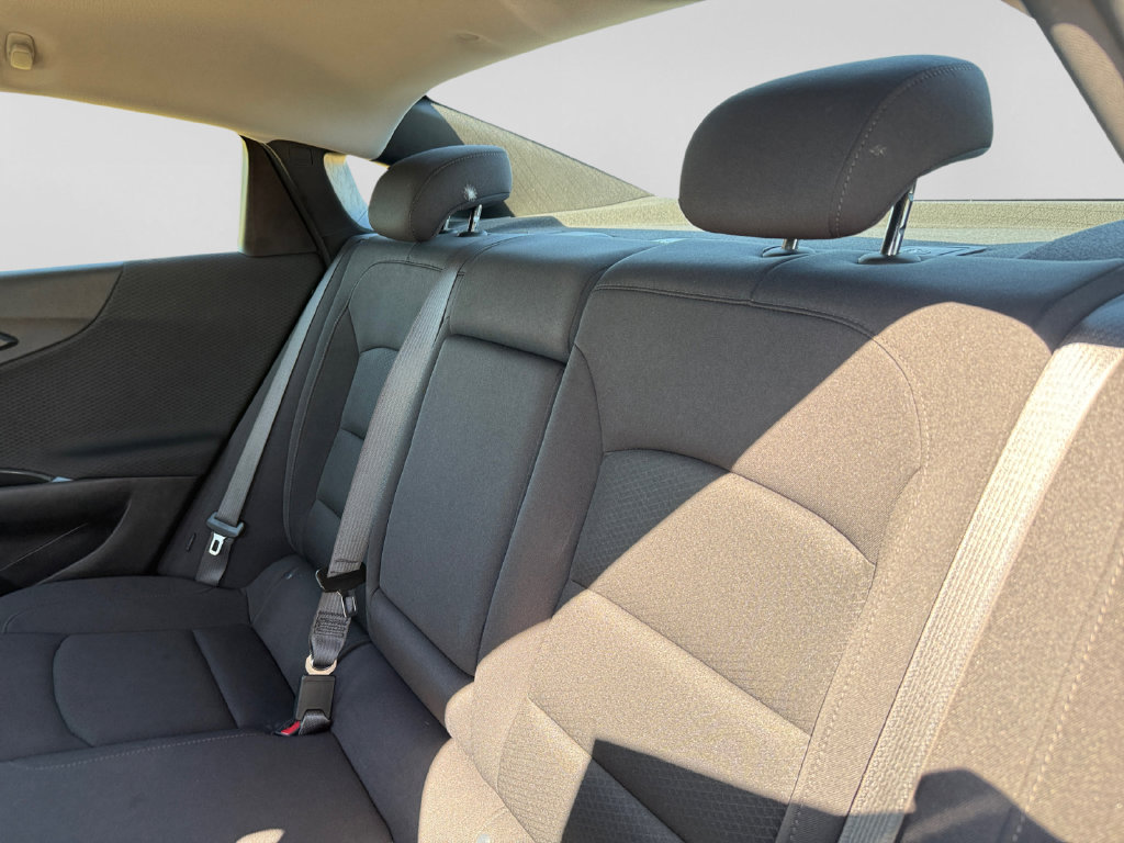 Used 2024 Chevrolet Malibu LT FWD image 35