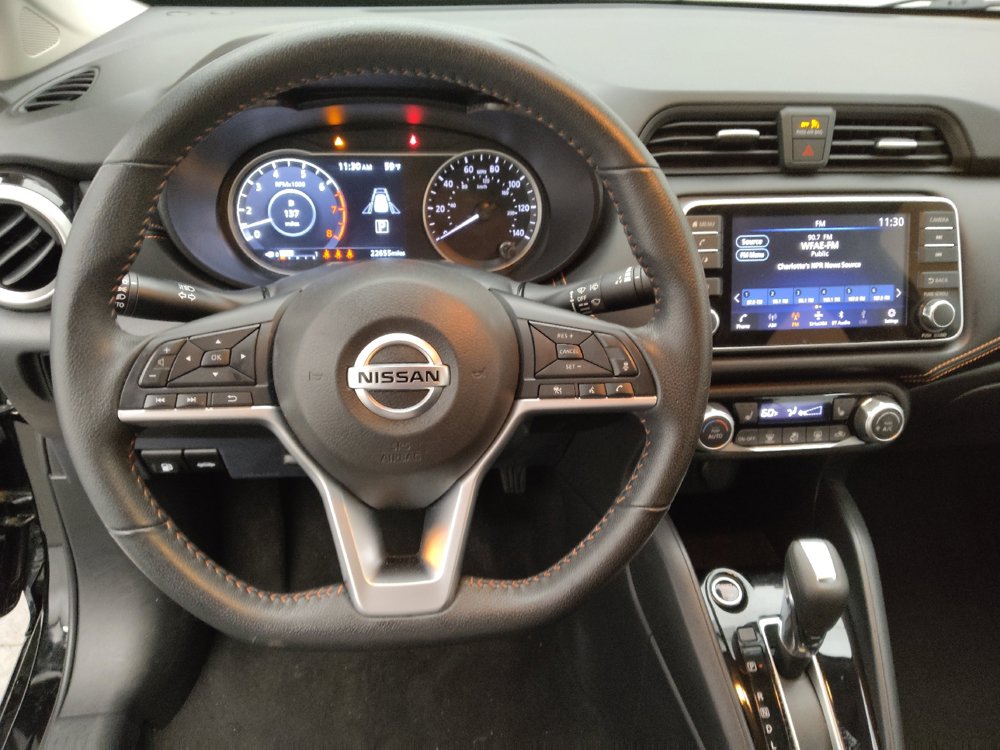 Used 2022 Nissan Versa SR FWD image 22