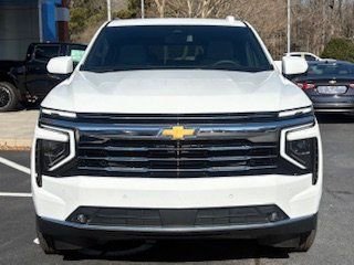 New 2026 Chevrolet Suburban LT w/ Comfort Package AWD/4WD image 3