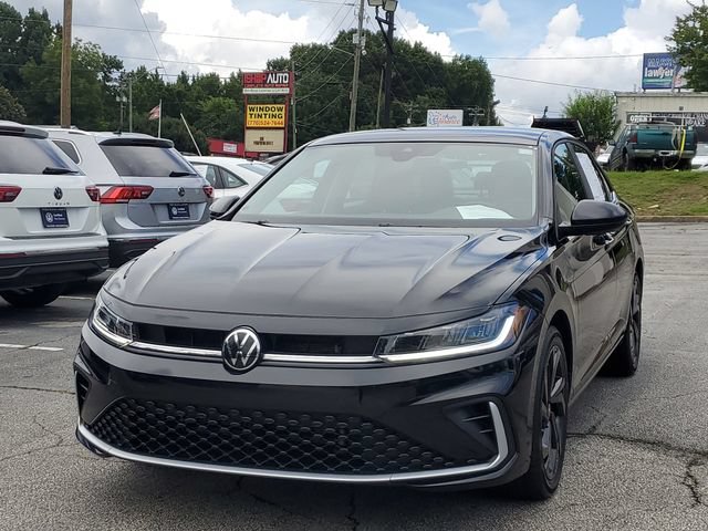 Used 2025 Volkswagen Jetta SE w/ Sunroof Package FWD image 37