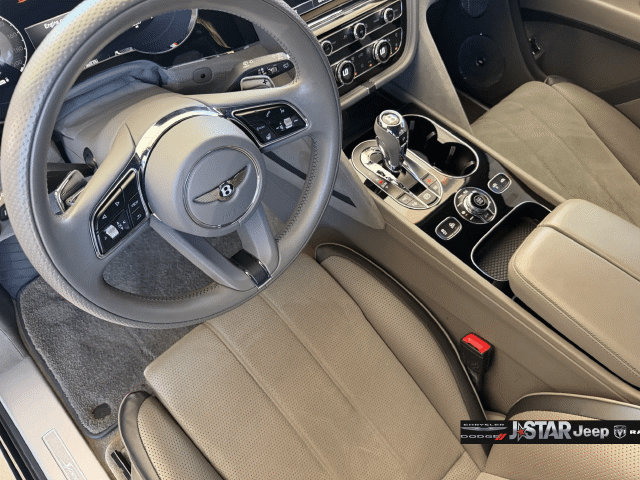 Used 2023 Bentley Bentayga Speed AWD/4WD image 21