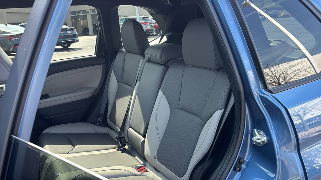 Used 2025 Subaru Forester Limited image 26