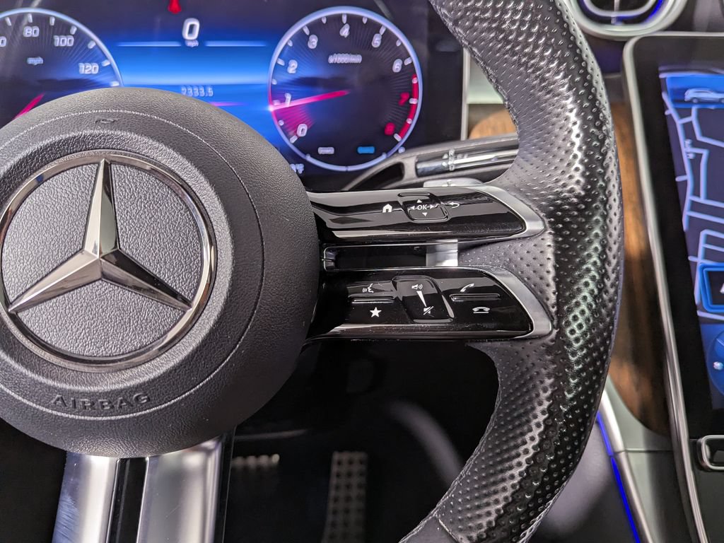 Used 2023 Mercedes-Benz GLC 300 4MATIC image 29