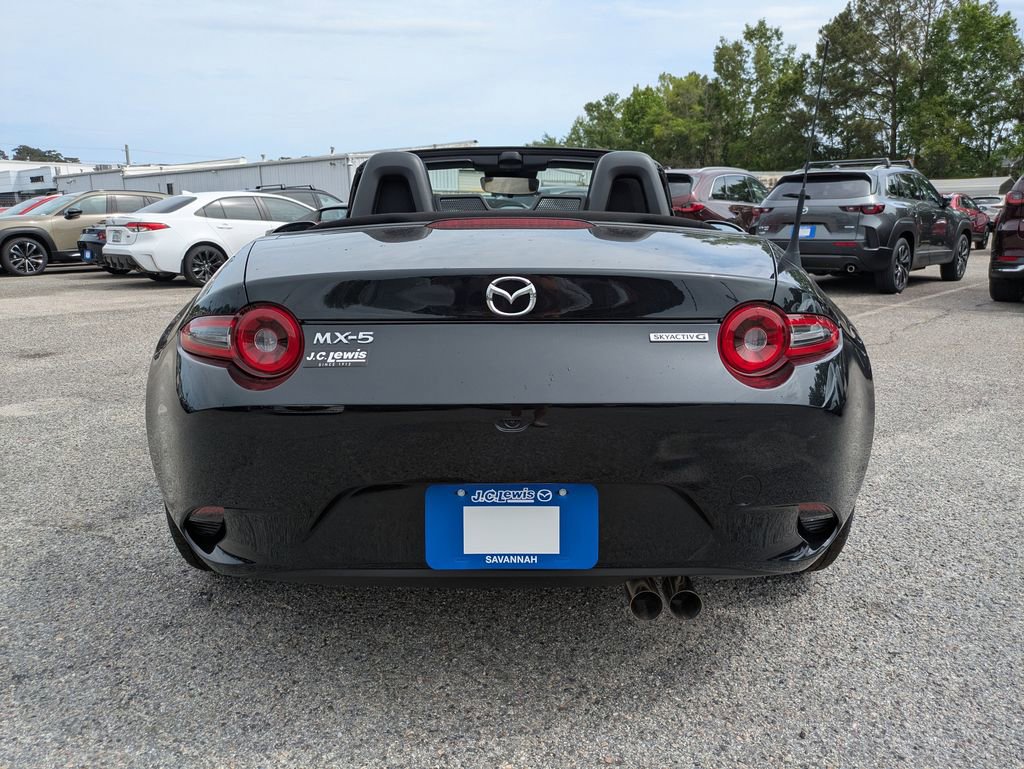 New 2026 MAZDA MX-5 Miata Sport RWD image 5