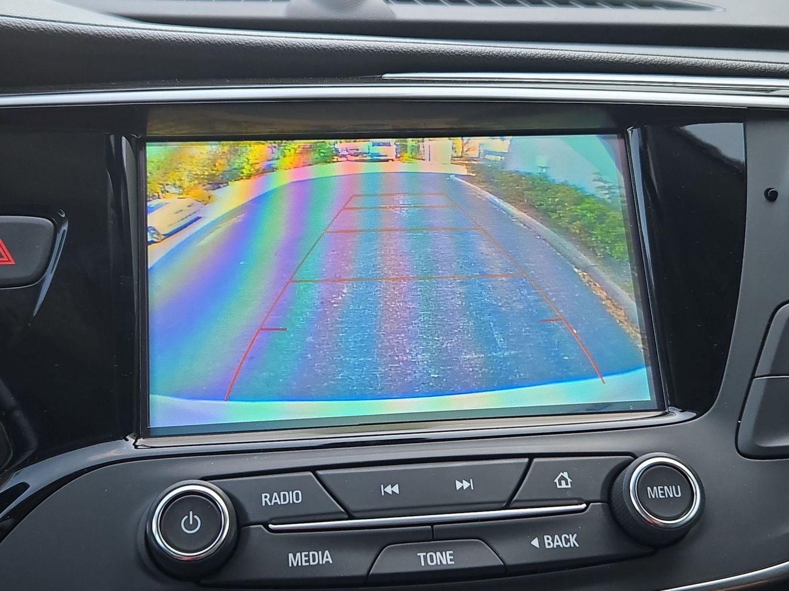 Used 2019 Buick Envision Essence image 10