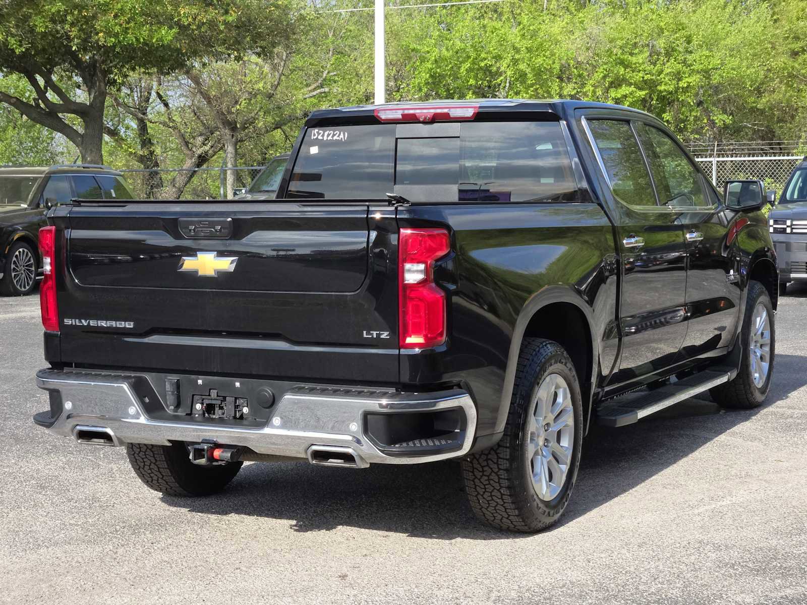 Certified 2024 Chevrolet Silverado 1500 LTZ AWD/4WD image 7