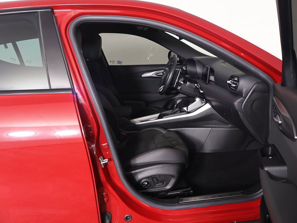 Used 2024 Dodge Hornet R/T image 27