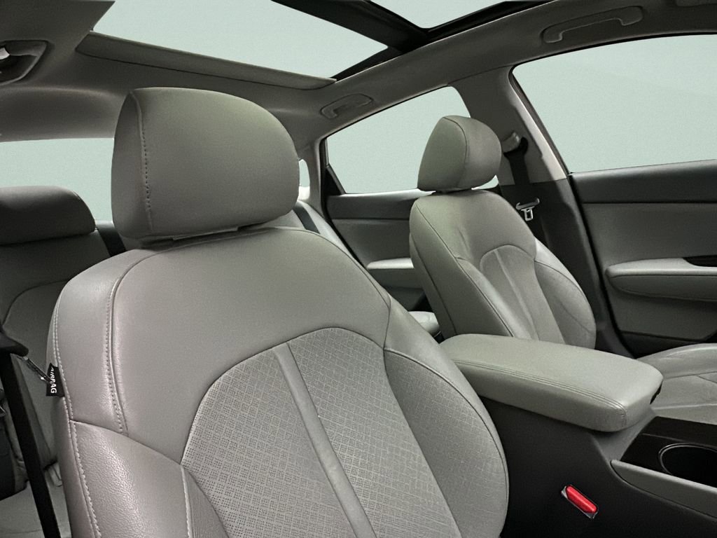 Used 2016 Kia Optima EX w/ Premium Package FWD image 18