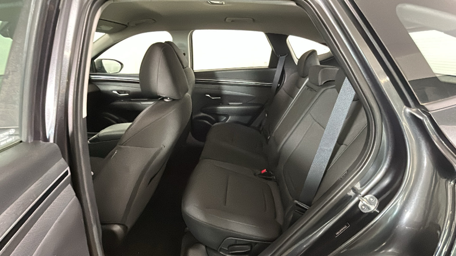 Used 2024 Hyundai Tucson SE FWD image 32