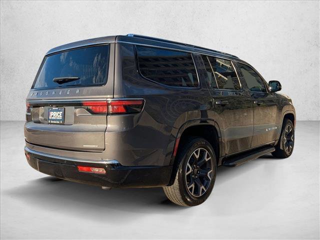 Used 2023 Jeep Wagoneer Series III w/ Rear Seat Video Group 1 image 5