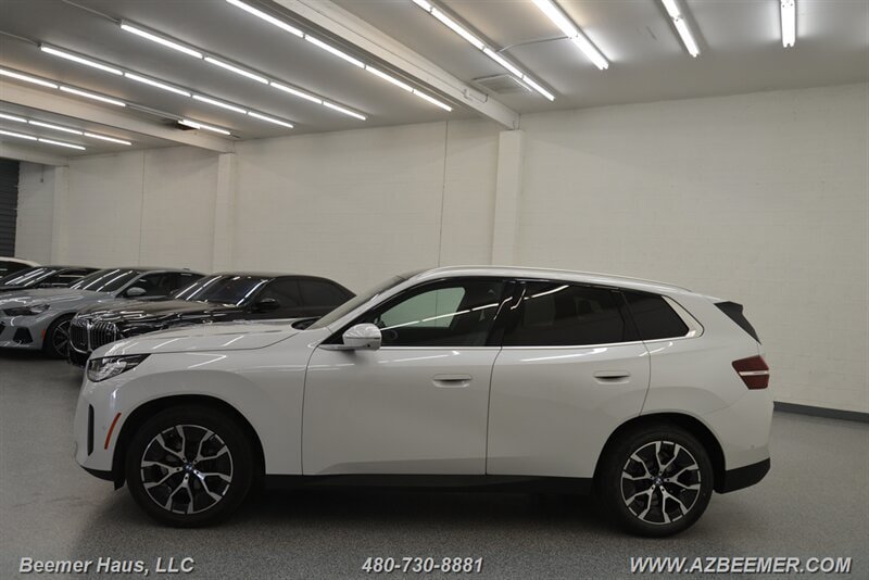 Used 2025 BMW X3 xDrive30i w/ Premium Package AWD/4WD image 5