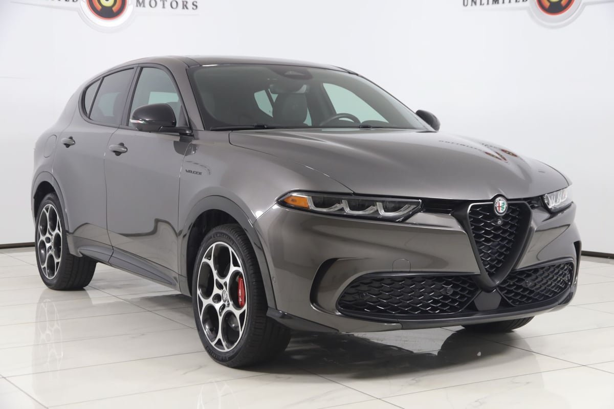 Used 2024 Alfa Romeo Tonale Veloce AWD/4WD image 23
