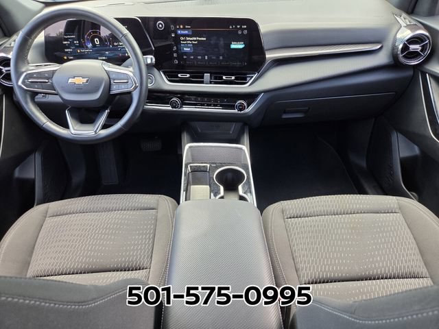 Used 2025 Chevrolet Equinox LT FWD image 13