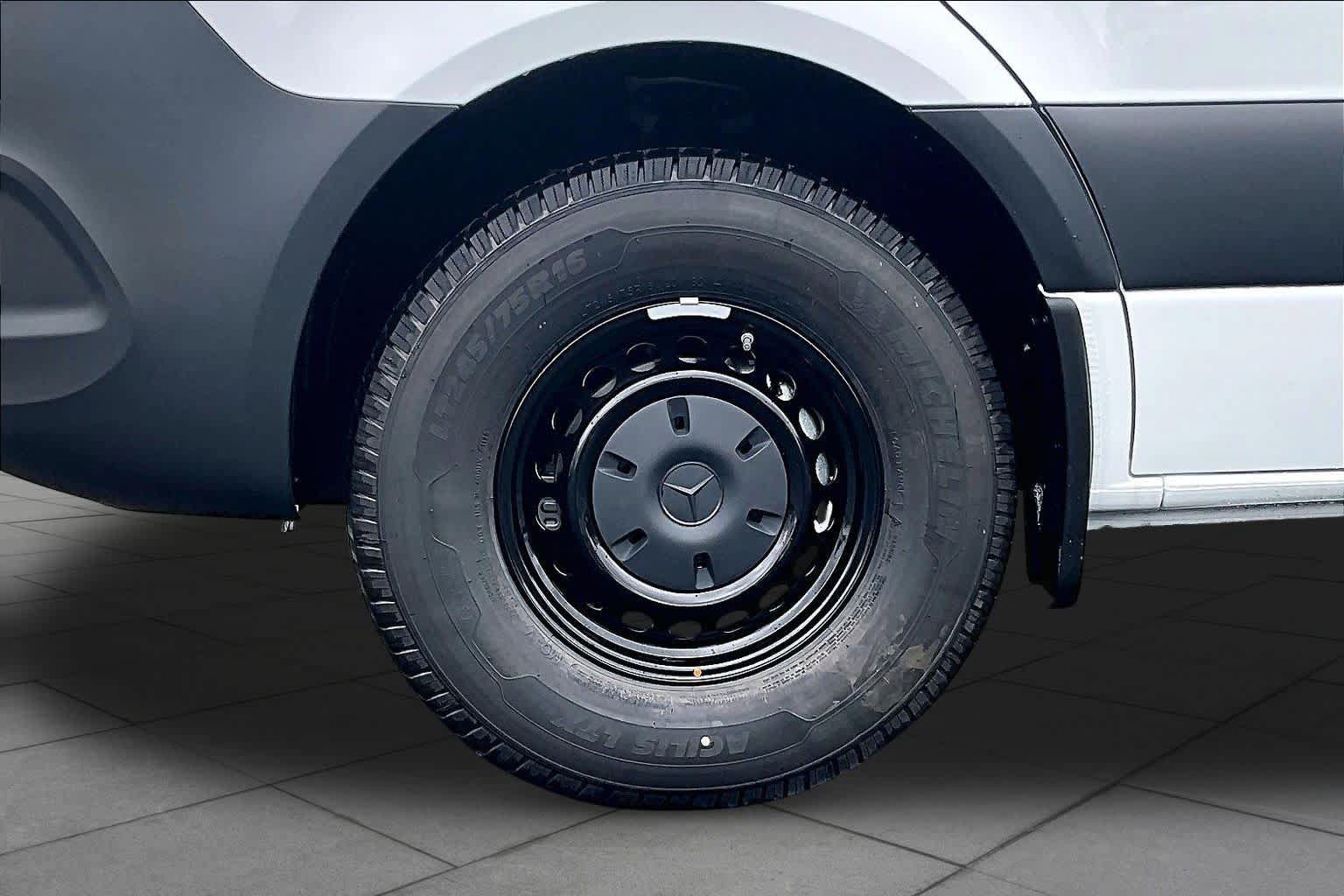 New 2026 Mercedes-Benz Sprinter 2500 image 17