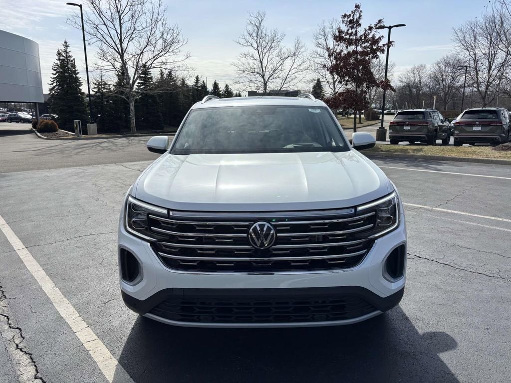 New 2025 Volkswagen Atlas SEL image 2