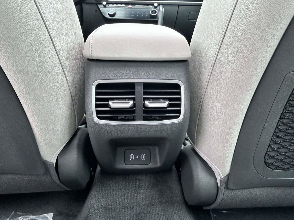 New 2026 Hyundai Sonata Limited FWD image 12