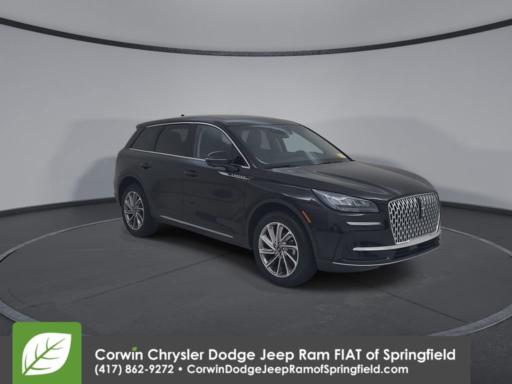 Used 2023 Lincoln Corsair AWD w/ Equipment Group 101A image 3