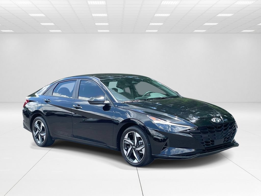 Certified 2023 Hyundai Elantra SEL w/ Convenience Package