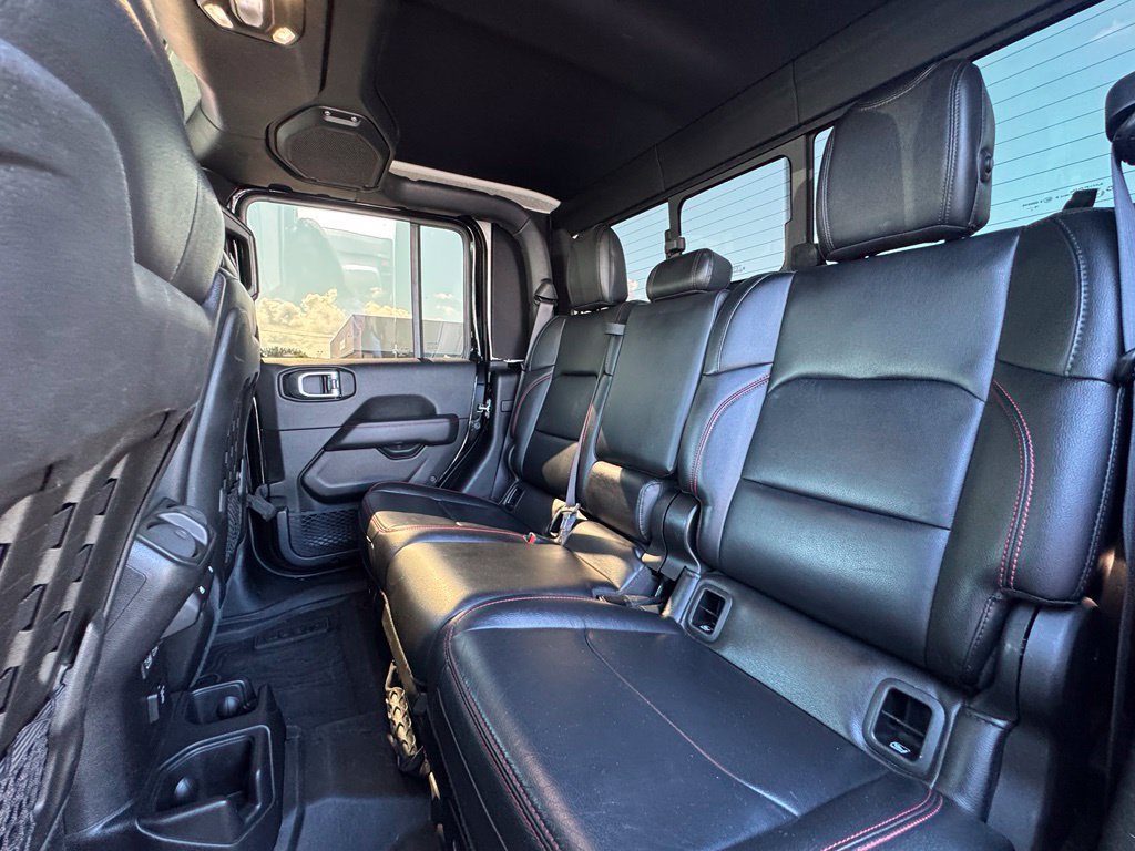 Used 2020 Jeep Gladiator Rubicon w/ Dual Top Group AWD/4WD image 18