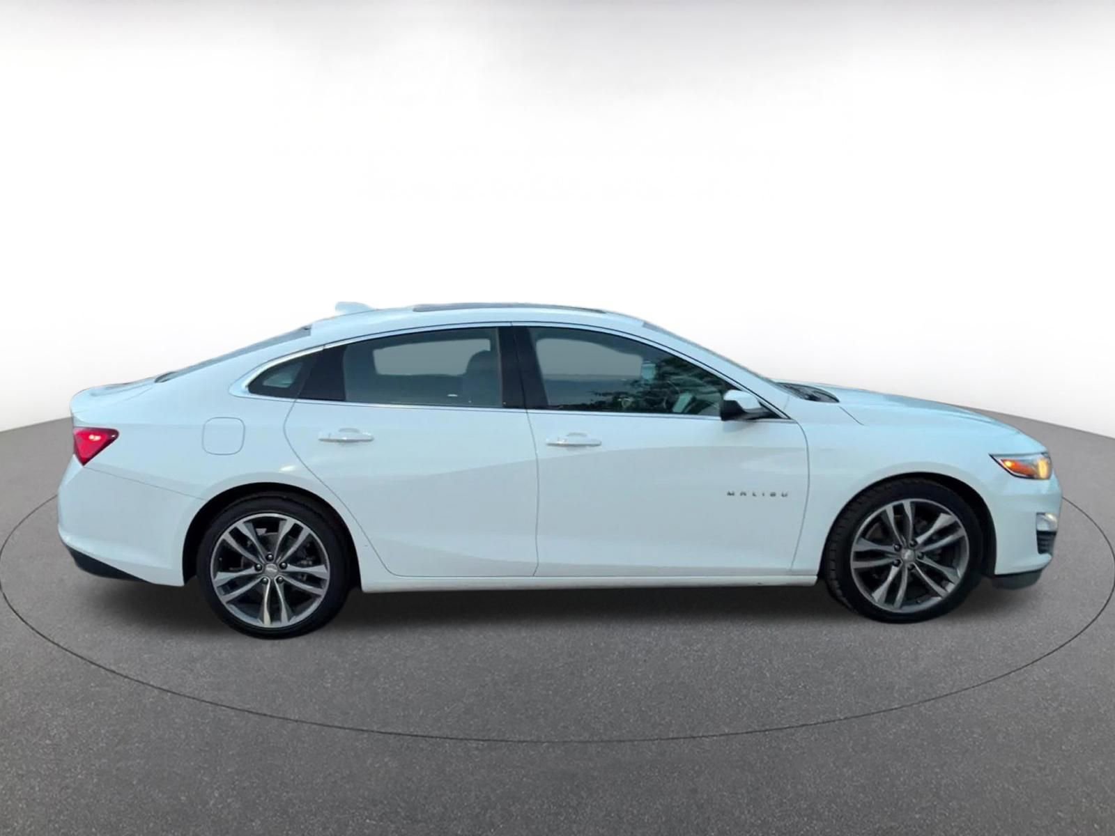 Used 2023 Chevrolet Malibu LT w/ Driver Confidence Package FWD image 16