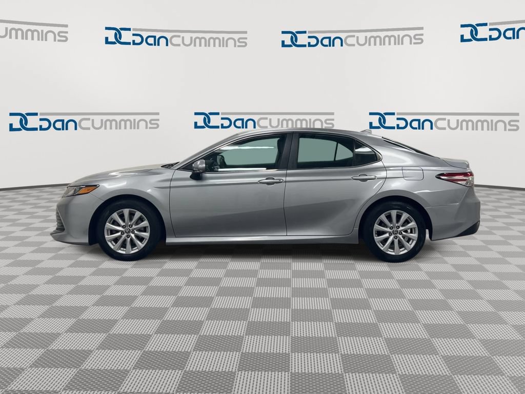 Used 2020 Toyota Camry LE w/ Convenience Package FWD image 5