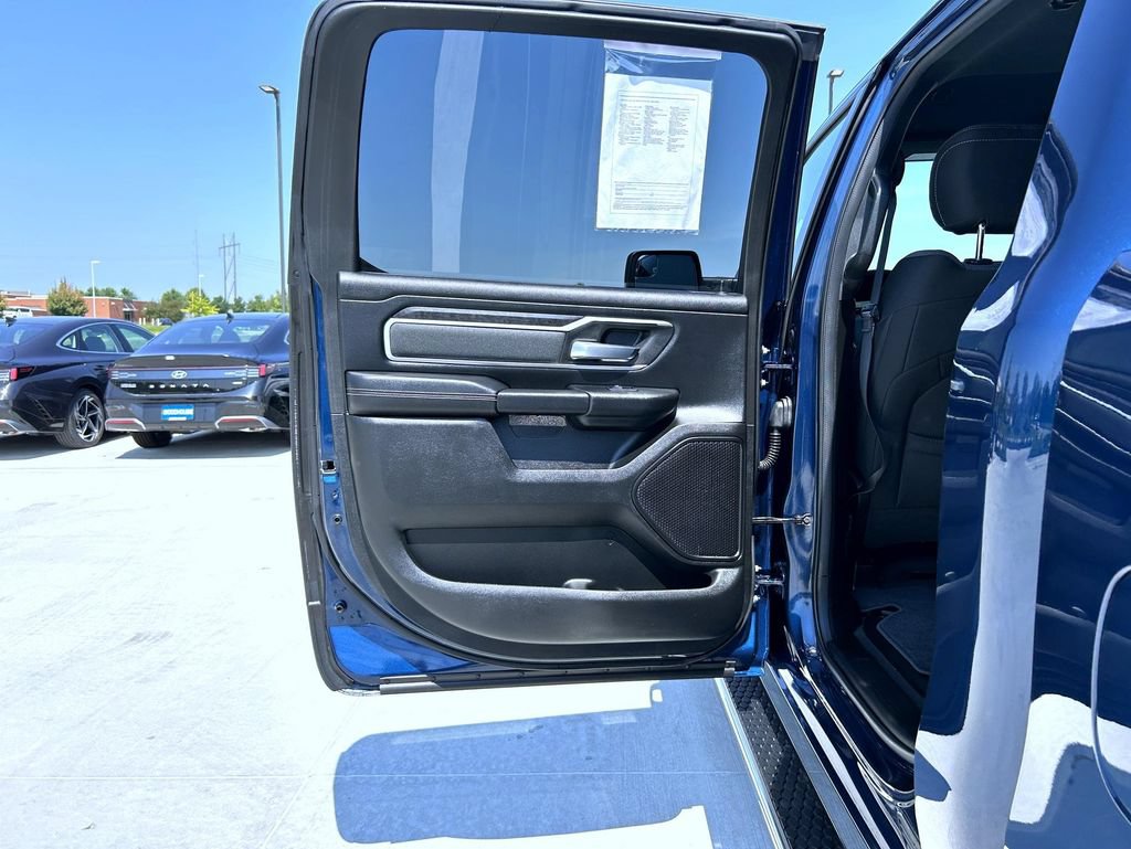 Used 2023 RAM 1500 Big Horn AWD/4WD image 21