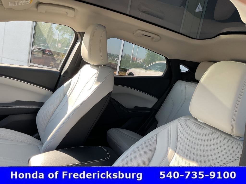 Used 2024 Ford Mustang Mach-E Premium AWD/4WD image 34