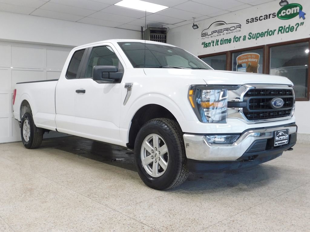 Used 2023 Ford F150 XLT w/ Trailer Tow Package image 5