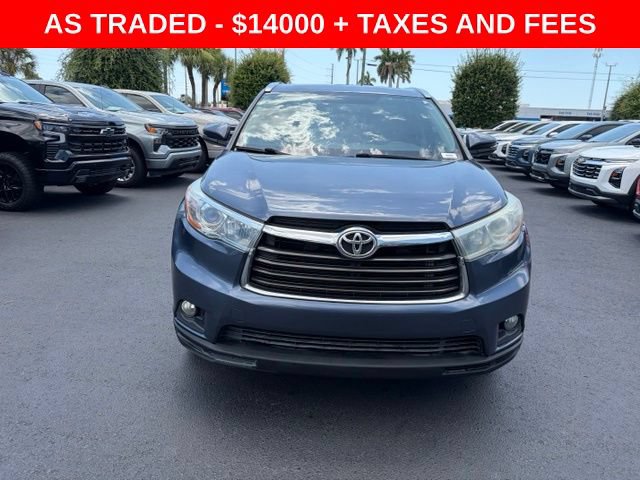 Used 2015 Toyota Highlander XLE FWD video 2