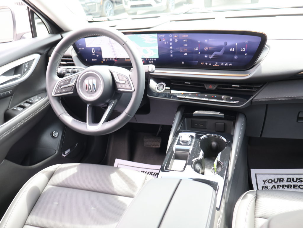Used 2025 Buick Envision Avenir AWD/4WD image 12