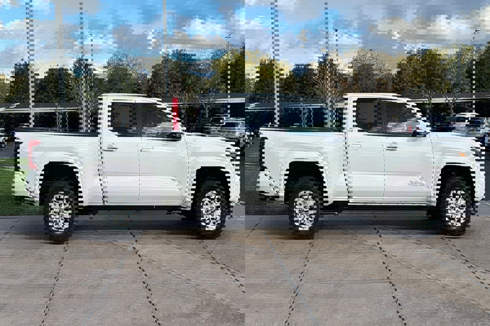 New 2026 Toyota Tacoma SR5 image 3