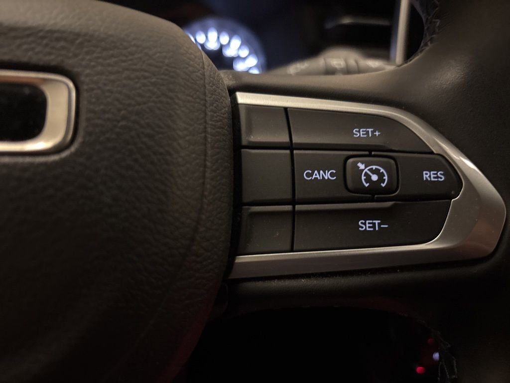 Used 2022 Jeep Compass Latitude w/ Convenience Group AWD/4WD image 15