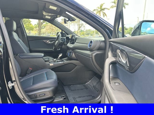 Certified 2025 Chevrolet Blazer RS w/ Driver Confidence II Package image 29