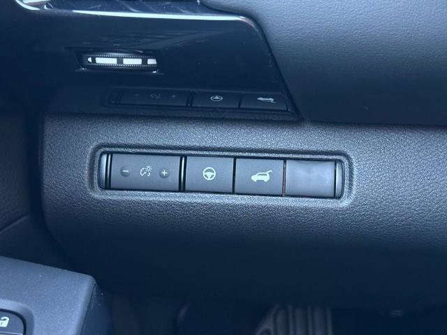 New 2026 Nissan Pathfinder SV image 24