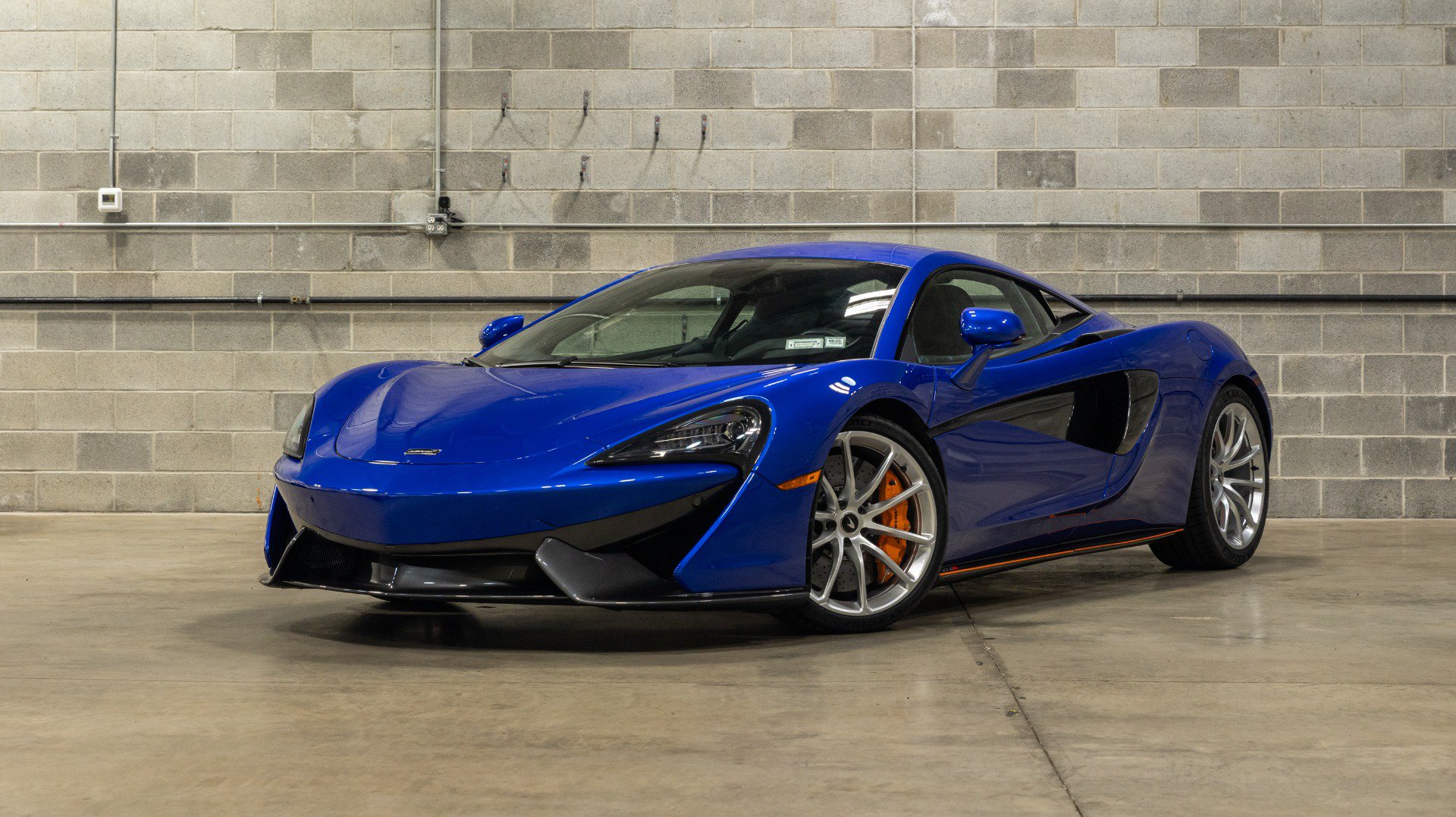 Used 2019 McLaren 570S Coupe RWD image 5