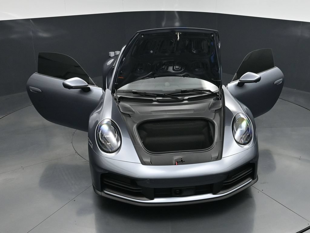 Certified 2026 Porsche 911 Carrera RWD image 30