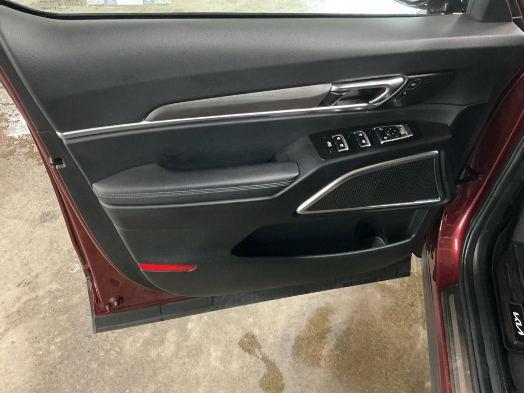 Used 2023 Kia Telluride SX X-Pro image 10