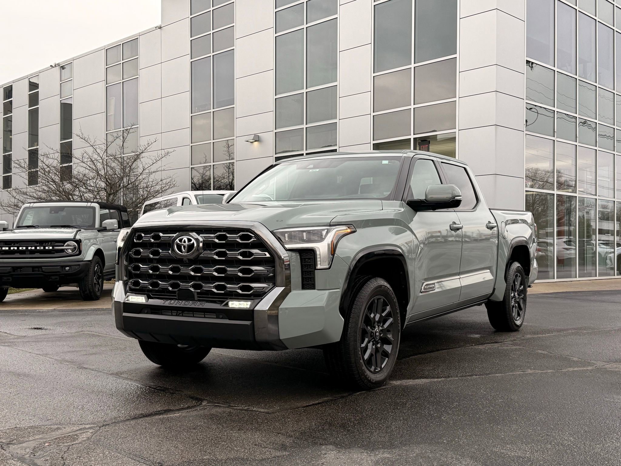 Used 2025 Toyota Tundra Platinum image 2