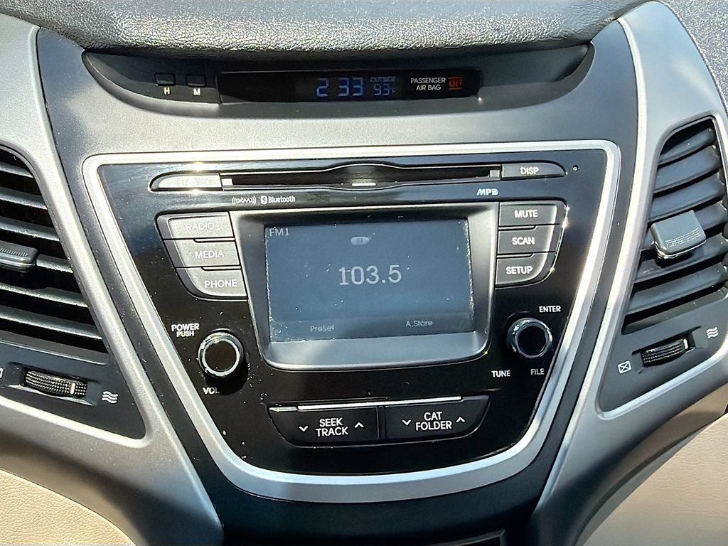 Used 2016 Hyundai Elantra Value Edition FWD image 15