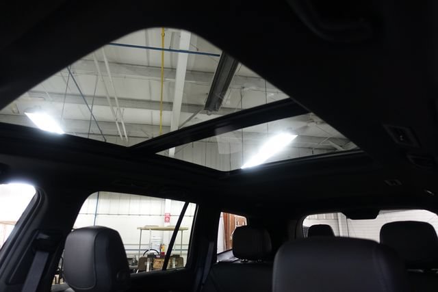 Used 2024 Cadillac XT6 Sport w/ LPO, Floor Liner Package AWD/4WD image 19