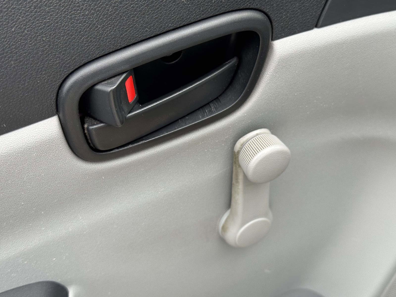 Used 2010 Hyundai Accent GLS image 14