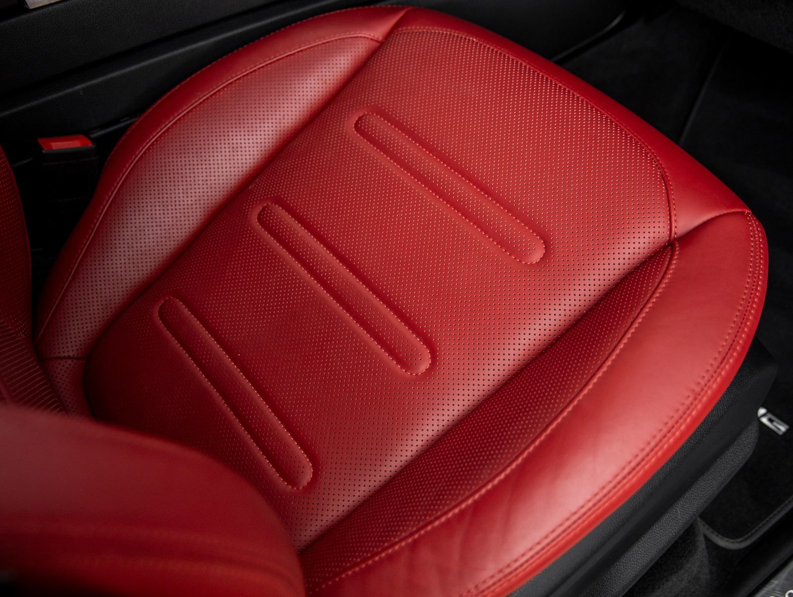 Used 2021 Mercedes-Benz G 550 image 46